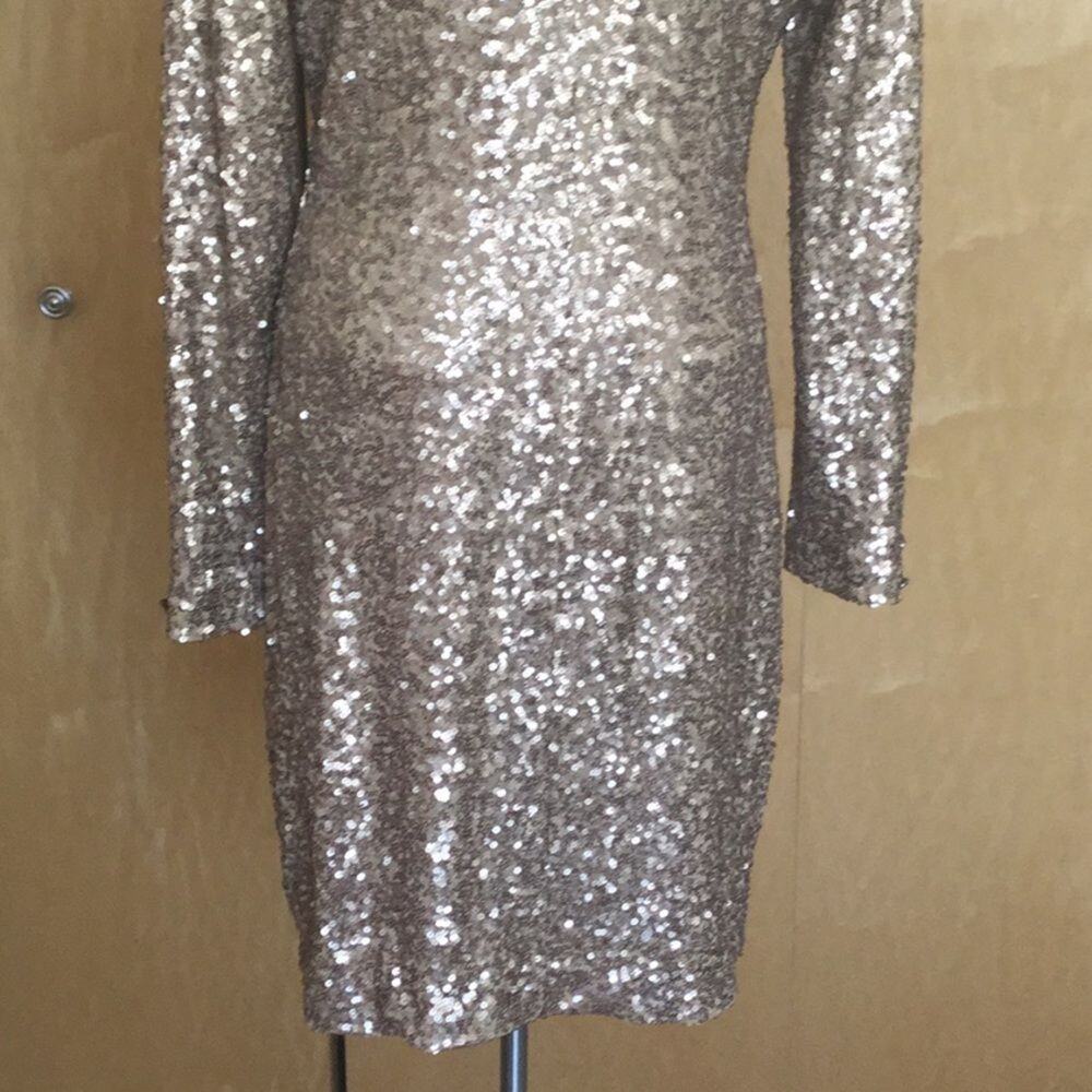 Cowl-sequin-embellished long-sleeved dress888 - Picture 7 of 9